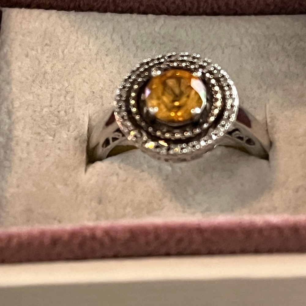 Citrine and diamond ring